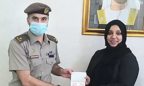 മലയാളി വനിതാ ആയൂർവേദ   ഡോക്ടർക്ക് യു എ ഇ ഗോൾഡൻ വിസ