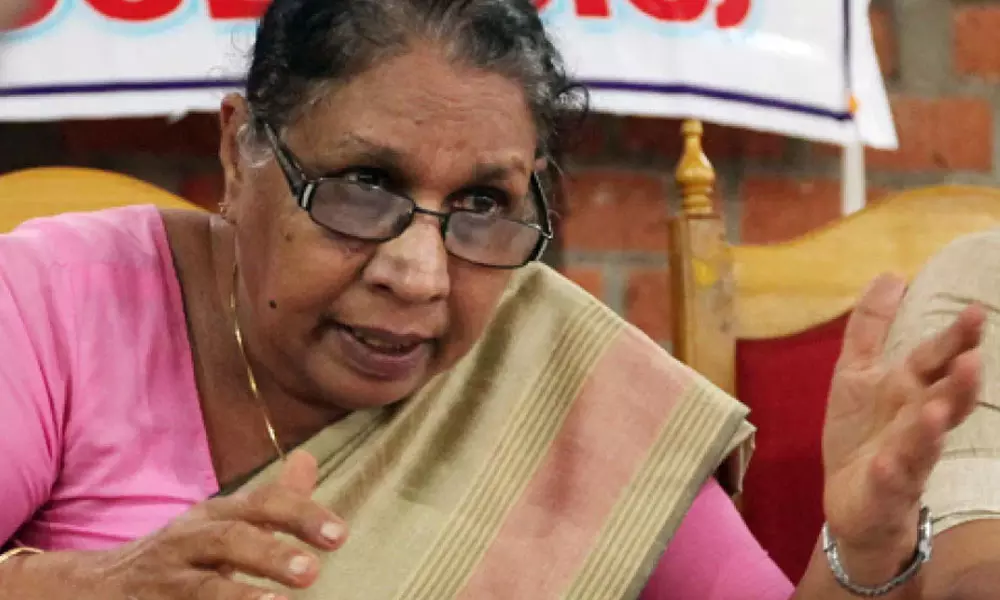 നാല് വര്ഷം, വിടാതെ വിവാദങ്ങള്, എം.സി ജോസഫൈന്റെ അഞ്ച് മോശം പ്രസ്താവനകള്.. നാല് വര്ഷം, വിടാതെ വിവാദങ്ങള്, എം.സി ജോസഫൈന്റെ അഞ്ച് മോശം പ്രസ്താവനകള്..