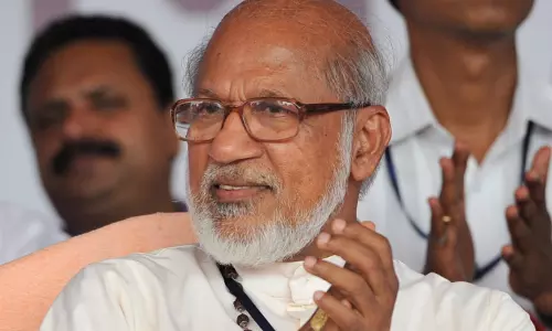 സിറോ മലബാർ സഭ ഭൂമി ഇടപാട്; വിവാദം അവസാനിപ്പിക്കാൻ വത്തിക്കാൻ നിർദേശം സിറോ മലബാർ സഭ ഭൂമി ഇടപാട്; വിവാദം അവസാനിപ്പിക്കാൻ വത്തിക്കാൻ നിർദേശം