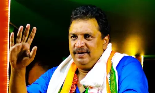 രാത്രി കര്‍ഫ്യൂ പ്രഖ്യാപിച്ചതോടെ കൊറോണ ഭയന്നു; സര്‍ക്കാരിന്റെ കോവിഡ് പ്രതിരോധത്തെ പരിഹസിച്ച് ഷിബു ബേബി ജോണ്‍