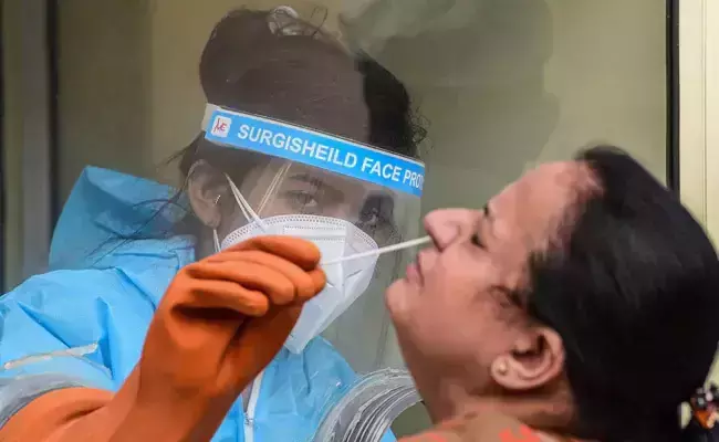 ഡൽഹി മാറുന്നു: 85 പുതിയ കോവിഡ് കേസുകൾ, ടെസ്റ്റ് പോസിറ്റിവിറ്റി നിരക്ക് 0.12