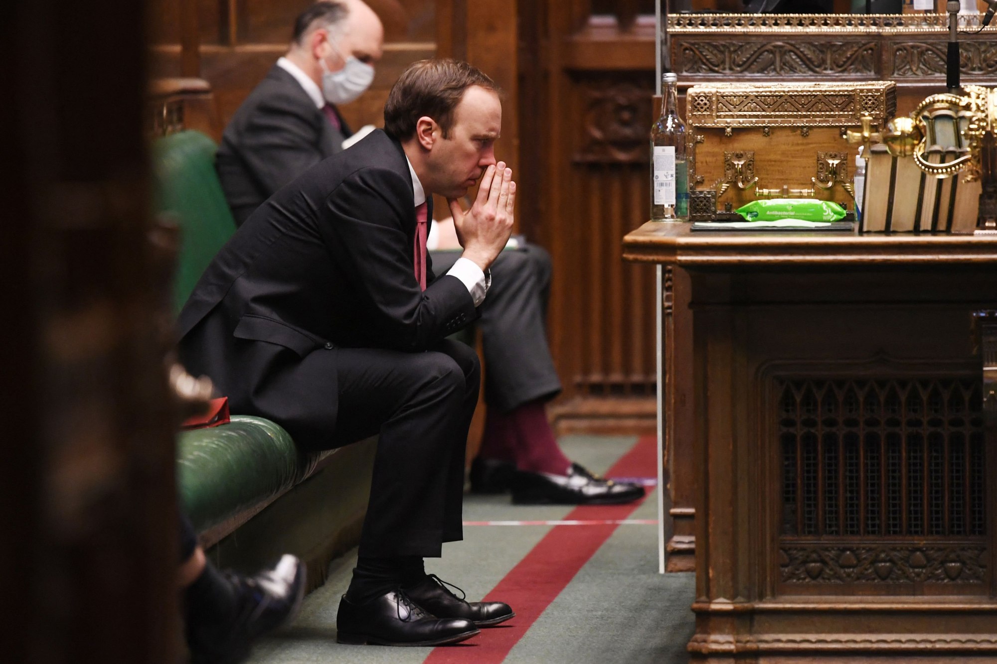 കോവിഡ് പ്രോട്ടോകോൾ ലംഘിച്ചു: ബ്രിട്ടനിൽ ആരോഗ്യമന്ത്രി രാജിവെച്ചു