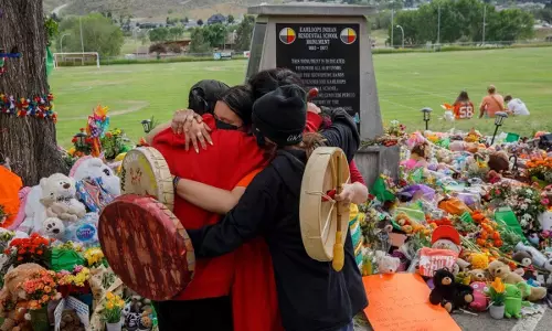 കാനഡയിലെ കത്തോലിക്കാ സ്​കൂൾ പരിസരത്ത്​ കണ്ടെത്തിയത്​ അറുനൂറിലധികം ശവക്കുഴികൾ