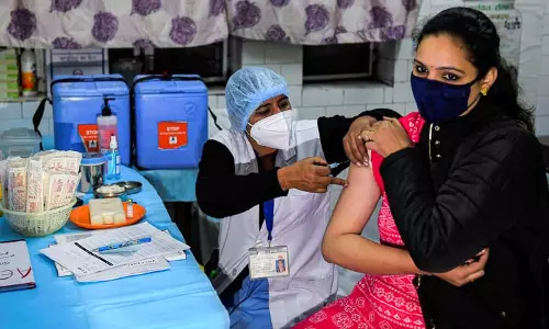 ആഗസ്റ്റിനും ഡിസംബറിനുമിടയില്‍ 135 കോടി ഡോസ് വാക്‌സിന്‍ ലഭ്യമാക്കും; കേന്ദ്രം സുപ്രീംകോടതിയില്‍  പദ്ധതിരേഖ സമര്‍പ്പിച്ചു