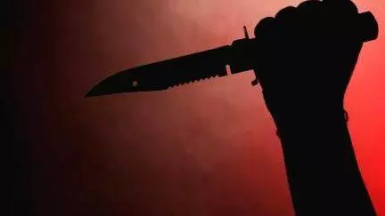 സി.പി.എം പ്രവർത്തകർ തമ്മിൽ കത്തികുത്ത്; നാല് പേര്ക്ക് പരിക്ക് സി.പി.എം പ്രവർത്തകർ തമ്മിൽ കത്തികുത്ത്; നാല് പേര്ക്ക് പരിക്ക്