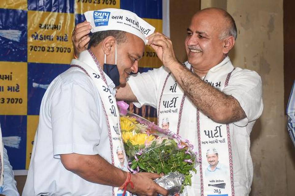 ഗുജറാത്തിൽ കെജരിവാൾ ഒരുങ്ങിത്തന്നെ: പ്രമുഖ വ്യവസായി എഎപിയിൽ