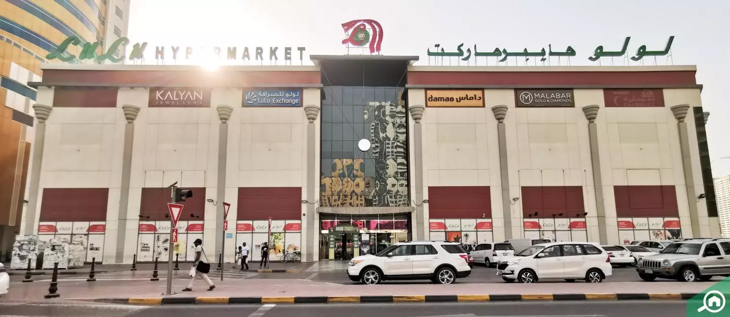 ലുലുവിന് ദുബൈ എക്സലൻസ് പുരസ്കാരം ലുലുവിന് ദുബൈ എക്സലൻസ് പുരസ്കാരം