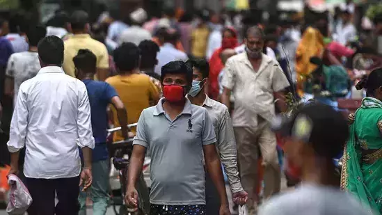 വീണ്ടും പ്രതീക്ഷ: രാജ്യത്തെ പ്രതിദിന കോവിഡ് മൂന്ന് മാസത്തെ ഏറ്റവും കുറഞ്ഞ നിലയില് വീണ്ടും പ്രതീക്ഷ: രാജ്യത്തെ പ്രതിദിന കോവിഡ് മൂന്ന് മാസത്തെ ഏറ്റവും കുറഞ്ഞ നിലയില്