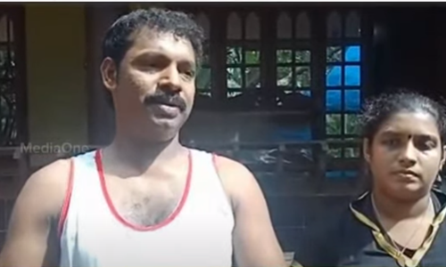 വെറും കൈ മതി എന്തിനും; അതിക്രമങ്ങളെ നേരിടാന്‍ സ്ത്രീകളെ പഠിപ്പിച്ച് പ്രേമനും കൃഷ്ണപ്രിയയും