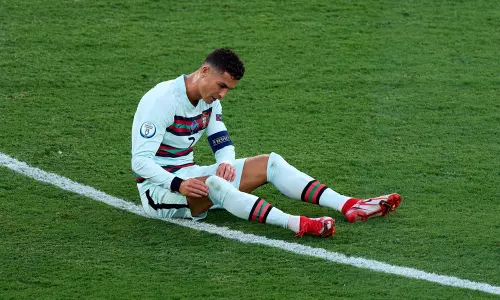 CR7; കളിക്കളത്തിലെ ഒറ്റയാൻ