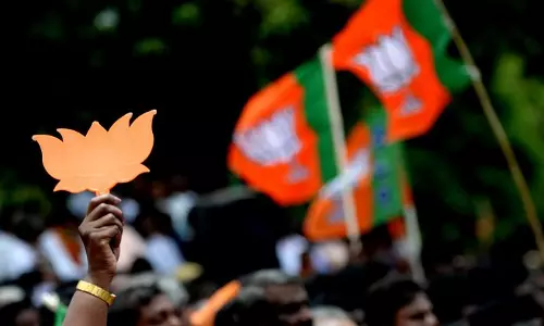 ഡല്‍ഹി ബിജെപിയില്‍ അതൃപ്തി: എഴുപതോളം നേതാക്കള്‍ എഎപിയിലേക്കെന്ന് സൂചന