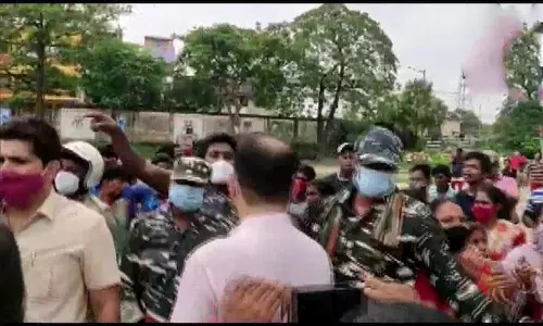 ബംഗാളില്‍ മനുഷ്യാവകാശ കമ്മീഷന്‍ പ്രതിനിധികളെ അക്രമിച്ചതായി ആരോപണം