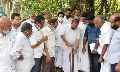 600 റിയാൽ ശമ്പളത്തിന് ജോലി ചെയ്യവേ മരിച്ച മലയാളി; ആ കുടുംബത്തിന് സ്ഥിരവരുമാനം ലഭിക്കാൻ ക്വാർട്ടേഴ്സ് നിർമിച്ചു തുടങ്ങി കെഎംസിസി