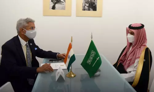 ഇന്ത്യയിൽ നിന്നും സൗദിയിലേക്കുള്ള വിമാന സർവീസ് പുനരാരംഭിക്കുന്നത് വേഗത്തിലാക്കാൻ വിദേശകാര്യ മന്ത്രിമാരുടെ ചർച്ച