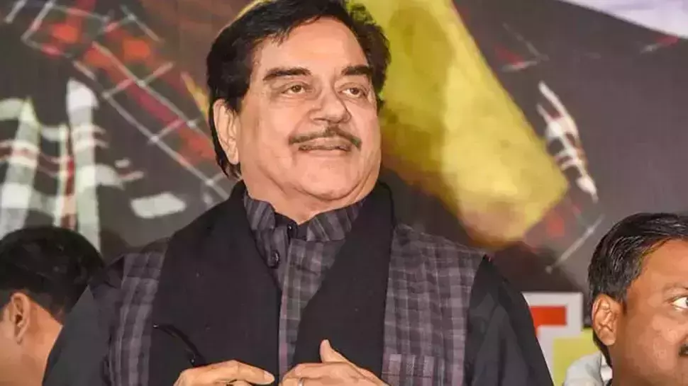 മോദി ട്വീറ്റ് വെറും തമാശ; കോണ്ഗ്രസ് വിടില്ലെന്ന് ശത്രുഘ്നന് സിന്ഹ മോദി ട്വീറ്റ് വെറും തമാശ; കോണ്ഗ്രസ് വിടില്ലെന്ന് ശത്രുഘ്നന് സിന്ഹ