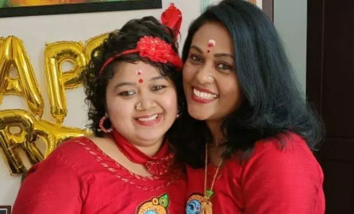 ഇപ്പോള് ഐസിയുവിലാണ് ശരണ്യ, കീമോ തുടങ്ങിയിട്ടുണ്ട്, എന്താണ് ചെയ്യേണ്ടതെന്ന് അറിയില്ല; സീമ ജി.നായര് ഇപ്പോള് ഐസിയുവിലാണ് ശരണ്യ, കീമോ തുടങ്ങിയിട്ടുണ്ട്, എന്താണ് ചെയ്യേണ്ടതെന്ന് അറിയില്ല; സീമ ജി.നായര്