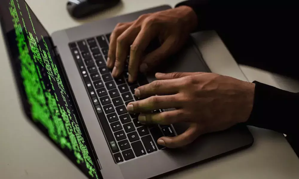 തമിഴ്നാട് പൊതുവിതരണ വകുപ്പിൽ നിന്ന് 50 ലക്ഷം ആൾക്കാരുടെ ഡാറ്റ ചോർന്നു തമിഴ്നാട് പൊതുവിതരണ വകുപ്പിൽ നിന്ന് 50 ലക്ഷം ആൾക്കാരുടെ ഡാറ്റ ചോർന്നു