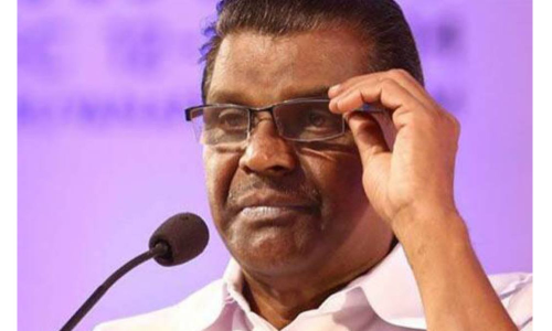 പത്തു ദിവസത്തിനകം ഇന്ത്യ വിടണം; തിരുവഞ്ചൂർ രാധാകൃഷ്ണന് വധഭീഷണി