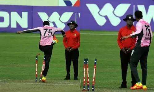 ശാക്കിബ് സ്റ്റമ്പ് ചവിട്ടിത്തെറിച്ചപ്പോൾ സാക്ഷിയായ അമ്പയർ കരിയർ അവസാനിപ്പിച്ചു