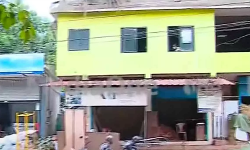 കോഴിക്കോട് കണ്ടെത്തിയ സമാന്തര ടെലഫോണ്‍ എക്സ്ചേഞ്ച്; വിദേശ ഫോണ്‍ കോളുകളുടെ കൈമാറ്റമെന്ന് പൊലീസ്