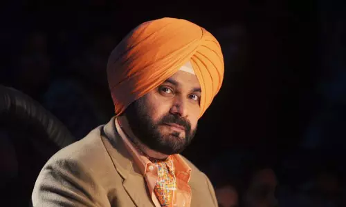 പഞ്ചാബിലെ വൈദ്യുതി പ്രതിസന്ധി; സര്ക്കാരിനെ വിമര്ശിച്ച സിദ്ദുവിന് കുടിശിക 8.67 ലക്ഷമെന്ന് രേഖകള് പഞ്ചാബിലെ വൈദ്യുതി പ്രതിസന്ധി; സര്ക്കാരിനെ വിമര്ശിച്ച സിദ്ദുവിന് കുടിശിക 8.67 ലക്ഷമെന്ന് രേഖകള്