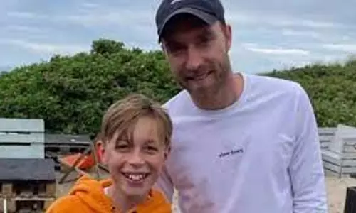 ആരോഗ്യവാനായി എറിക്‍സണ്‍; ഫോട്ടോ ഏറ്റെടുത്ത് ഫുട്‍ബോള്‍ ആരാധകര്‍