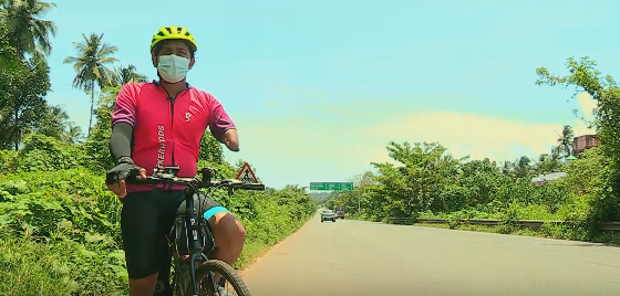 ഒരു കൈ തന്നെ ധാരാളം, ഹാഫിസിന് സൈക്കിളില്‍ ലഡാക്കിലെത്താന്‍