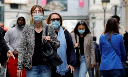 കോവിഡ്; ഫ്രാന്സില് ജൂലൈ അവസാനത്തോടെ നാലാം തരംഗത്തിന് സാധ്യതയെന്ന് മുന്നറിയിപ്പ് കോവിഡ്; ഫ്രാന്സില് ജൂലൈ അവസാനത്തോടെ നാലാം തരംഗത്തിന് സാധ്യതയെന്ന് മുന്നറിയിപ്പ്