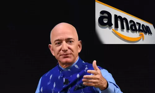 ഓണ്‍ലൈനില്‍ പുസ്തകം വിറ്റു തുടങ്ങി ലോകത്തെ ഏറ്റവും വലിയ കോടീശ്വരനായ ജെഫ് ബെസോസിന്‍റെ ജീവിതം;  മനുഷ്യരാശിയെ മാറ്റിമറിച്ച ആമസോണിന്‍റെ കഥ