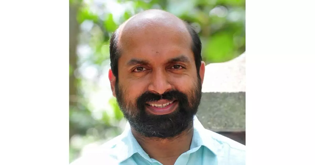 ഞങ്ങൾ പോകുന്നത് ഉത്സവം കൂടാനല്ല; എംപിമാരുടെ ലക്ഷദ്വീപ് യാത്ര തടഞ്ഞതിനെതിരെ പ്രതികരണവുമായി വി.ശിവദാസൻ