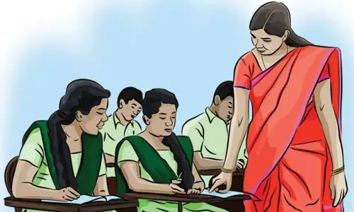 ഒഴിവുകളുടെ കണക്കുകളില്ലെന്ന് സർക്കാർ: കുട്ടികളെ കാത്ത് അധ്യാപകരില്ലാത്ത ക്ലാസ് മുറികൾ