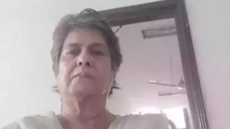 മുൻ കേന്ദ്രമന്ത്രിയുടെ ഭാര്യയെ തലയിണ കൊണ്ട് ശ്വാസം മുട്ടിച്ചു കൊലപ്പെടുത്തി