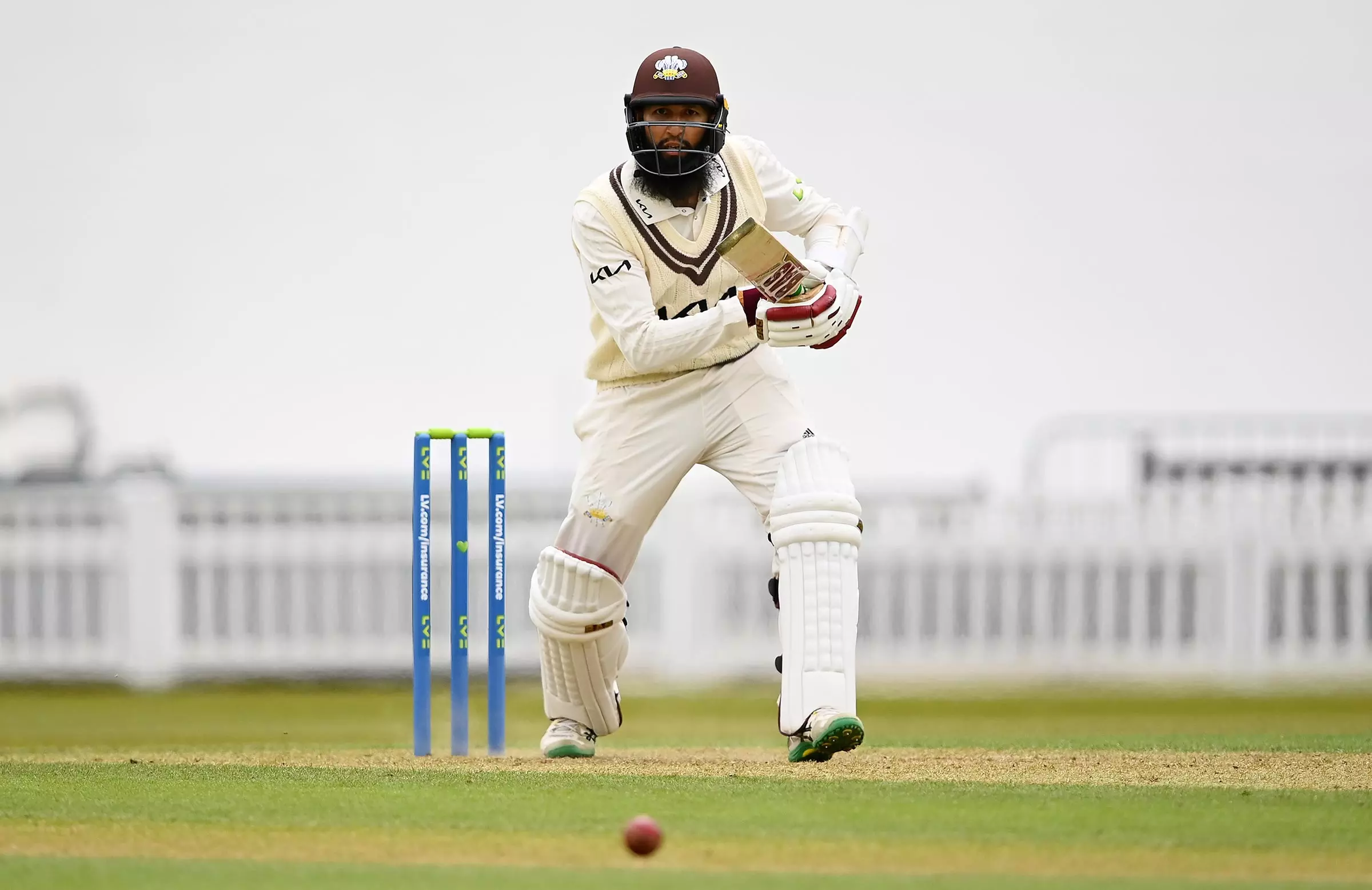 കോട്ട കെട്ടി അംല: എറിഞ്ഞ് തളർന്ന് ബൗളർമാർ കോട്ട കെട്ടി അംല: എറിഞ്ഞ് തളർന്ന് ബൗളർമാർ