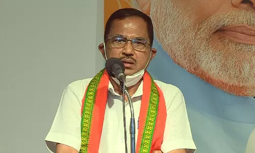 മോദി ഇല്ലാതായാല്‍ അച്ഛന്‍ നഷ്ടപ്പെട്ട പോലെ, അദ്ദേഹത്തിനായി എന്നും പ്രാര്‍ഥിക്കും : എം അബ്ദുല്‍ സലാം