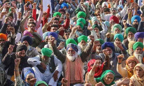 കാർഷിക നിയമം പിൻവലിക്കില്ല; ആവർത്തിച്ചുറപ്പിച്ച് കേന്ദ്രം