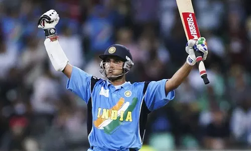 വിവാദങ്ങൾ ഇരുട്ട് പടർത്തിയ കാലത്ത് ടീമിനെ മുന്നിൽ നിന്ന് നയിച്ചവൻ; ഇന്ത്യൻ ക്രിക്കറ്റിലെ ഒരേയൊരു സൗരവ് വിവാദങ്ങൾ ഇരുട്ട് പടർത്തിയ കാലത്ത് ടീമിനെ മുന്നിൽ നിന്ന് നയിച്ചവൻ; ഇന്ത്യൻ ക്രിക്കറ്റിലെ ഒരേയൊരു സൗരവ്