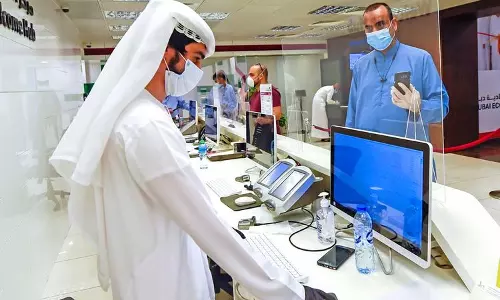 യുഎഇയിൽ വാക്‌സിനെടുക്കാത്തവര്‍ക്ക് സർക്കാർ ഓഫിസുകളിൽ വിലക്ക്