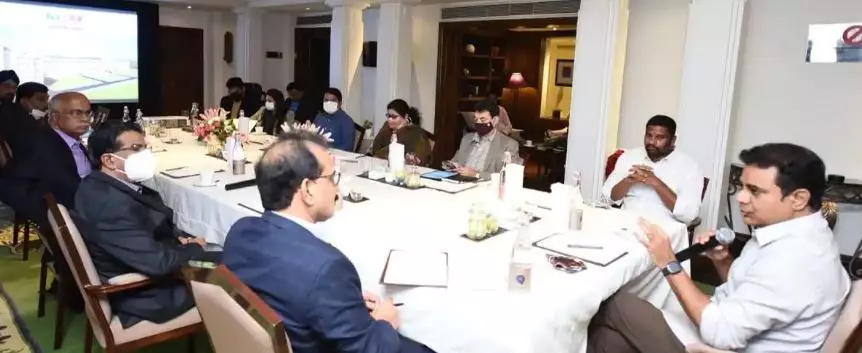 തെലങ്കാനയില് വന് വ്യവസായ പരീക്ഷണത്തിന് കിറ്റെക്സ്; 1,000 കോടിയുടെ നിക്ഷേപം നടത്തും തെലങ്കാനയില് വന് വ്യവസായ പരീക്ഷണത്തിന് കിറ്റെക്സ്; 1,000 കോടിയുടെ നിക്ഷേപം നടത്തും