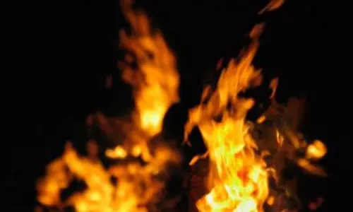 പത്തനംതിട്ടയിൽ യുവാവ് തീ കൊളുത്തി മരിച്ച നിലയിൽ