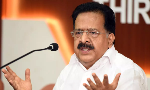 സഹകരണമേഖലയ്ക്ക് കേന്ദ്രത്തിൽ പുതിയ മന്ത്രാലയം രൂപീകരിക്കാനുള്ള തീരുമാനം ഭരണഘടനാ വിരുദ്ധം- രമേശ് ചെന്നിത്തല സഹകരണമേഖലയ്ക്ക് കേന്ദ്രത്തിൽ പുതിയ മന്ത്രാലയം രൂപീകരിക്കാനുള്ള തീരുമാനം ഭരണഘടനാ വിരുദ്ധം- രമേശ് ചെന്നിത്തല