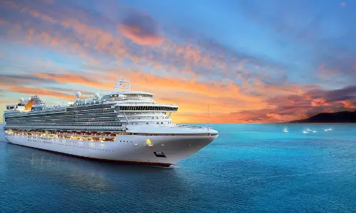 വിനോദസഞ്ചാരികൾക്കായി വീണ്ടും ആഢംബര കപ്പൽ യാത്രയുമായി സൗദി വിനോദസഞ്ചാരികൾക്കായി വീണ്ടും ആഢംബര കപ്പൽ യാത്രയുമായി സൗദി