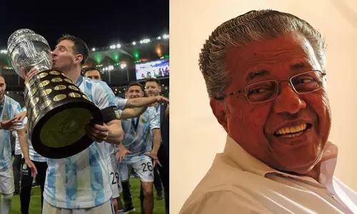 മെസ്സിയുടെ കിരീടധാരണം എത്രമാത്രം സുന്ദരം: പിണറായി വിജയന് മെസ്സിയുടെ കിരീടധാരണം എത്രമാത്രം സുന്ദരം: പിണറായി വിജയന്