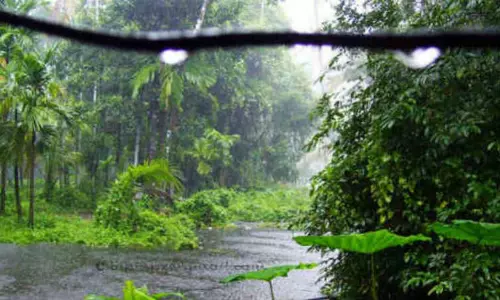 കേരളത്തില്‍ അതിശക്തമായ മഴ; ആറ് ജില്ലകളില്‍ ഓറഞ്ച് അലര്‍ട്ട്