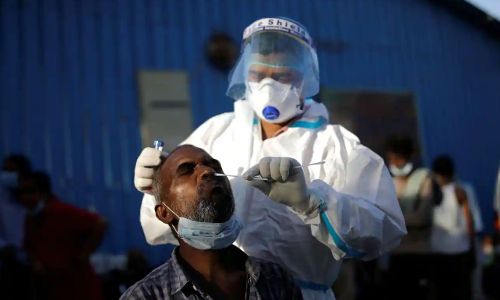 രാജ്യത്ത് 37,154 പേര്‍ക്കുകൂടി കോവിഡ്; 724 പേര്‍ മരിച്ചു