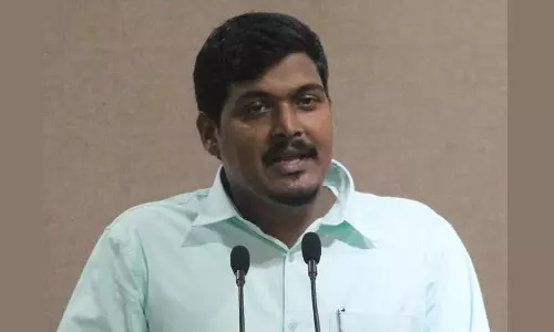 കോവിഡ് നിയന്ത്രണം: സര്‍ക്കാരിന് സ്തുതിപാടുന്നത് ജനങ്ങള്‍ നിര്‍ത്തണമെന്ന് സോളിഡാരിറ്റി