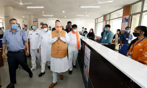 വാതിലും ജനലും പൂട്ടിയിടുക; അമിത് ഷായുടെ സന്ദർശനത്തിനുമുന്‍പ് നാട്ടുകാർക്ക് പൊലീസ് സർക്കുലർ