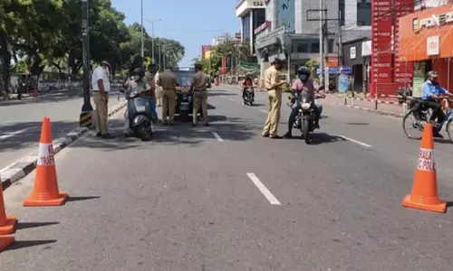 സംസ്ഥാനത്ത് കൂടുതല്‍ ലോക്ക്ഡൗണ്‍ ഇളവുകള്‍; കടകളുടെ പ്രവര്‍ത്തനസമയം നീട്ടി