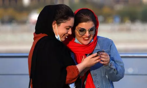 പങ്കാളിയെ കണ്ടെത്താം; ഇസ്‌ലാമിക് ഡേറ്റിങ് ആപ്പ് അവതരിപ്പിച്ച് ഇറാൻ