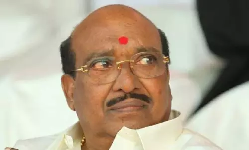 കോവിഡ് നിയന്ത്രണങ്ങള് ജനങ്ങളുടെ നന്മയ്ക്ക്; സഹകരിക്കണമെന്ന് വെള്ളാപ്പള്ളി നടേശന് കോവിഡ് നിയന്ത്രണങ്ങള് ജനങ്ങളുടെ നന്മയ്ക്ക്; സഹകരിക്കണമെന്ന് വെള്ളാപ്പള്ളി നടേശന്