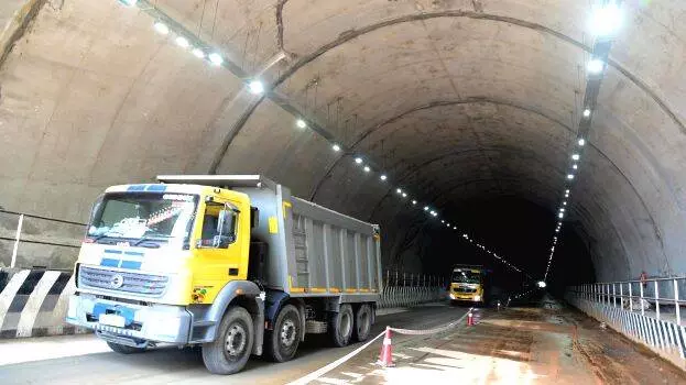 കുതിരാൻ തുരങ്കത്തിനുള്ളിൽ ഫയർ ആന്‍റ് സേഫ്റ്റിയുടെ ട്രയൽ റൺ ഇന്ന് നട‌ക്കും